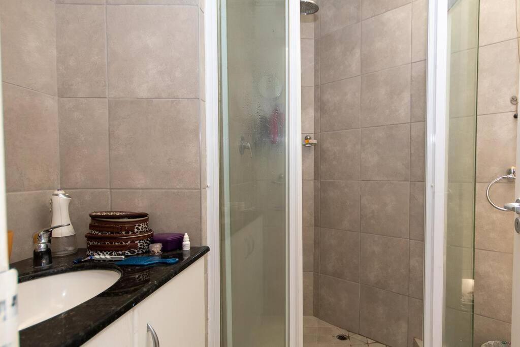 Holiday home Comfortable & Spacious 5 Bed In Ave Normandie *