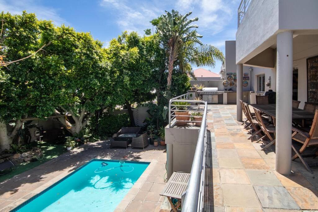 Comfortable & Spacious 5 Bed In Ave Normandie * Cape Town