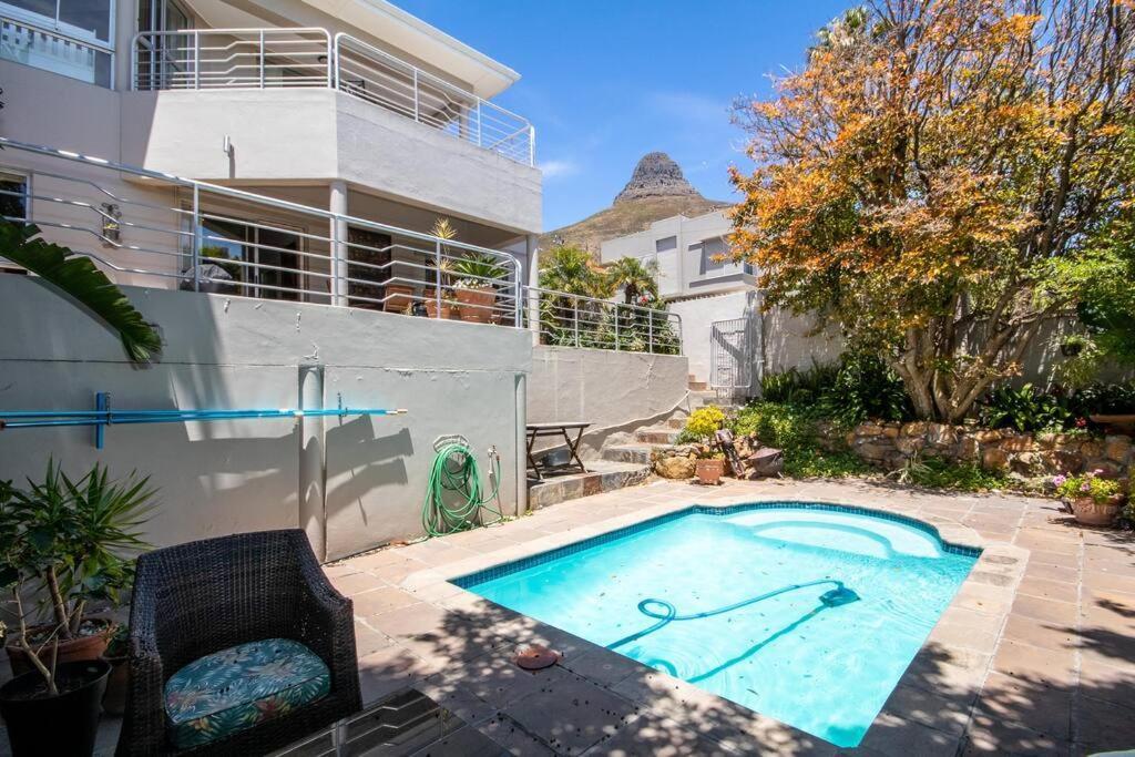 Holiday home Comfortable & Spacious 5 Bed In Ave Normandie Cape Town